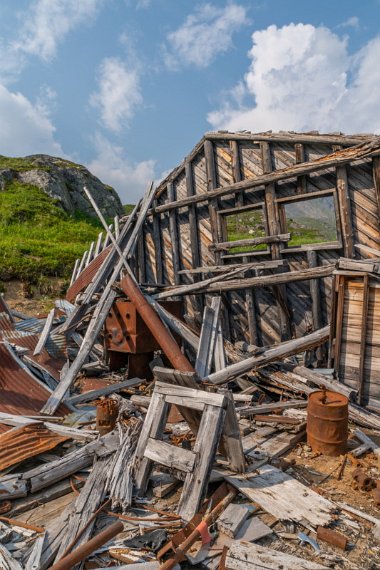 092 Hatcher Pass, Independence Mine State Historical Park.jpg